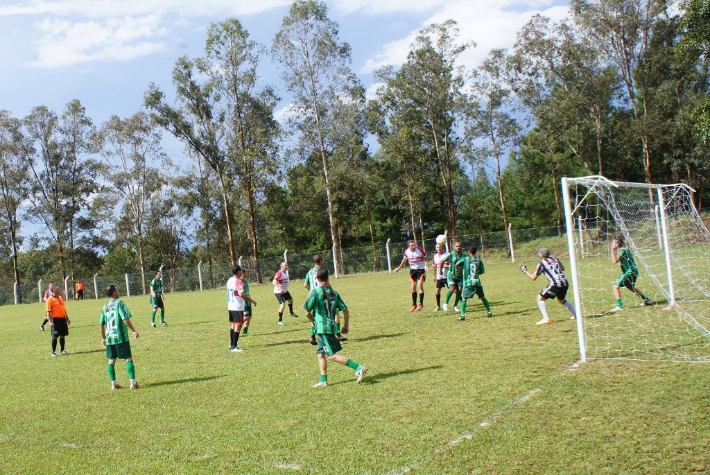 Decisão: Confira os resultados dos jogos de ida das finais do Campeonato de Futebol de Campo de Tio Hugo 2017/2018