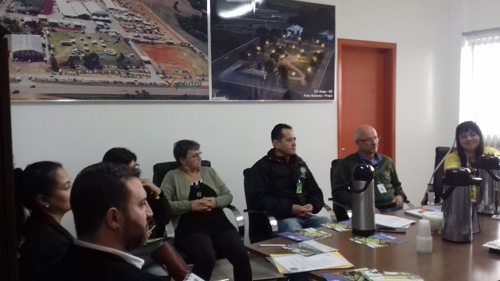 Reunião com entidades debate parcerias com o SENAR para promoção de cursos em Tio Hugo