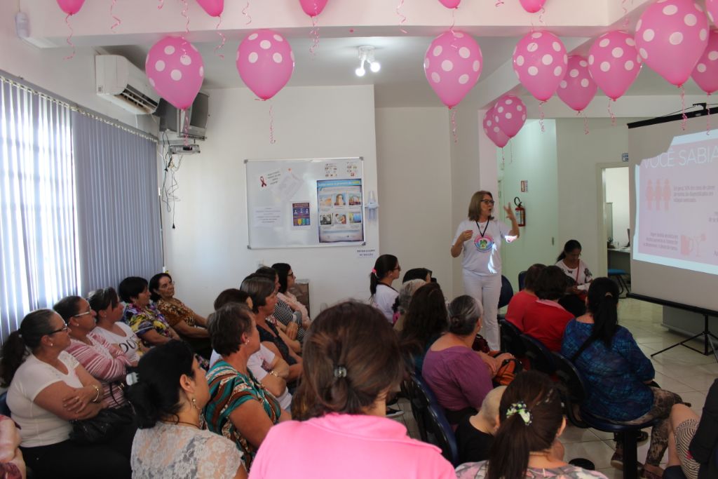 Dia D do Outubro Rosa contou com palestras para as mulheres do município