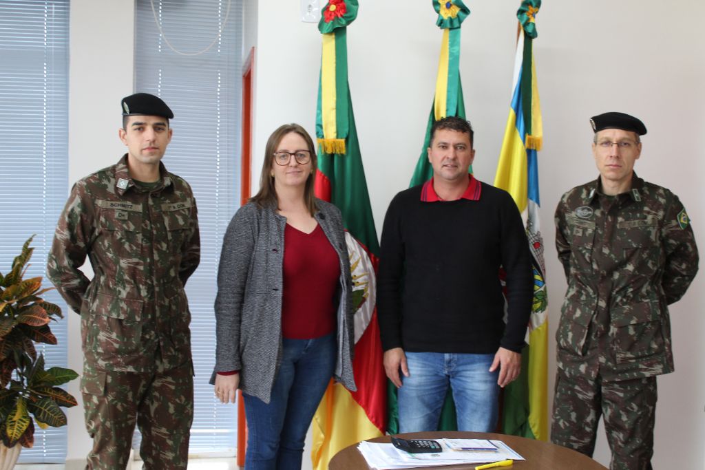 Administração Municipal recebe a visita de Militares do Posto de Recrutamento e Mobilização de Santo Ângelo