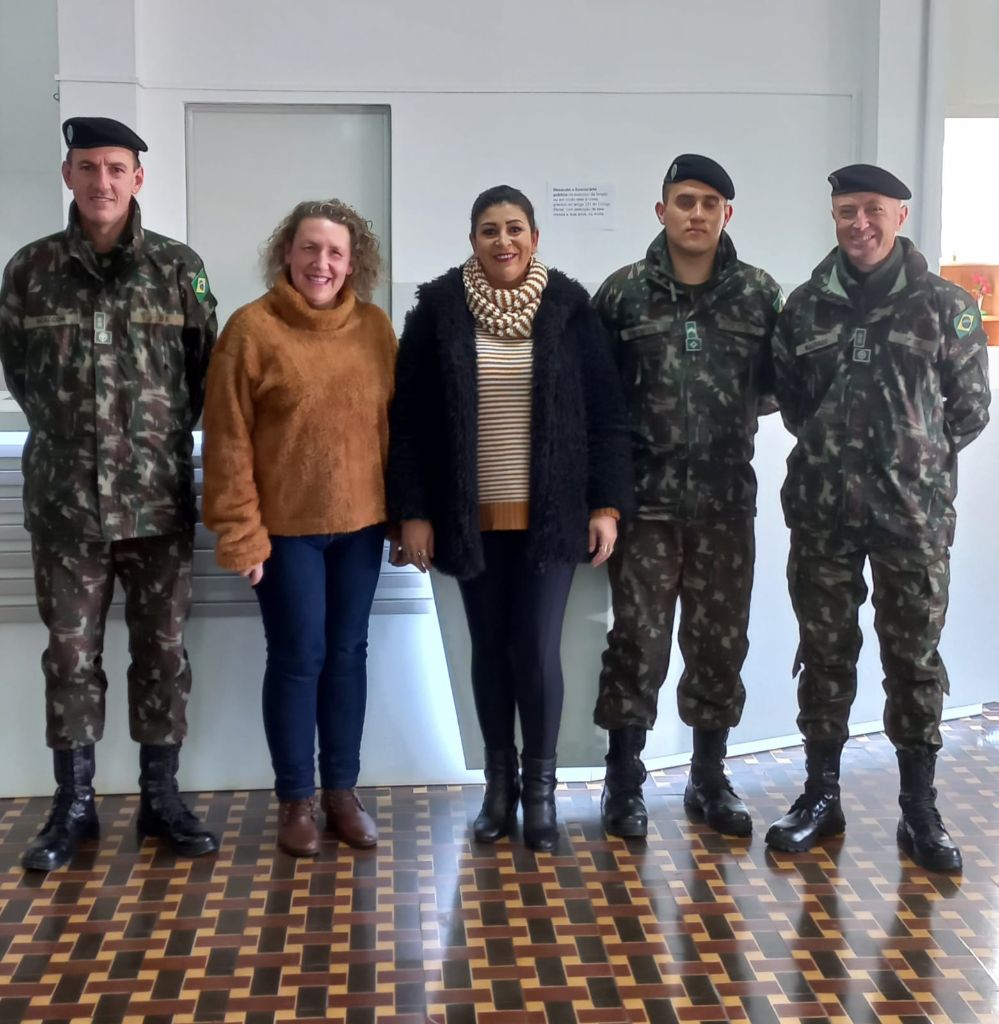 Junta de Serviço Militar recebe visita do PRM