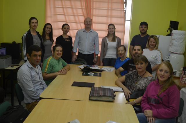 Estudantes das EMEFs Leonel de Moura Brizola e Marcílio Dias participam de oficinas pedagógicas