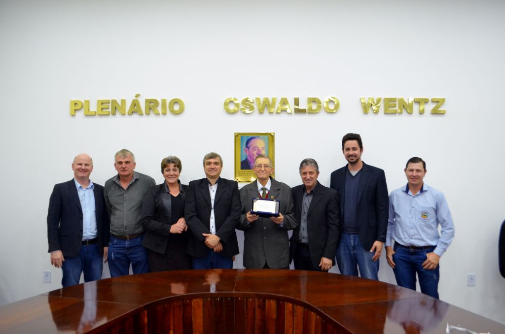 Pastor Avelino Pedro Koehler recebe Título de Cidadão Honorário
