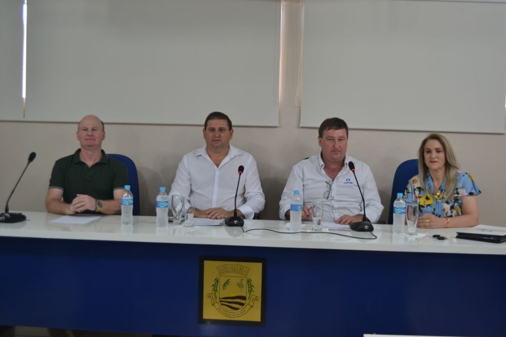 Prefeito Cláudio Alflen participou de assembleia do COMAJA em Saldanha Marinho