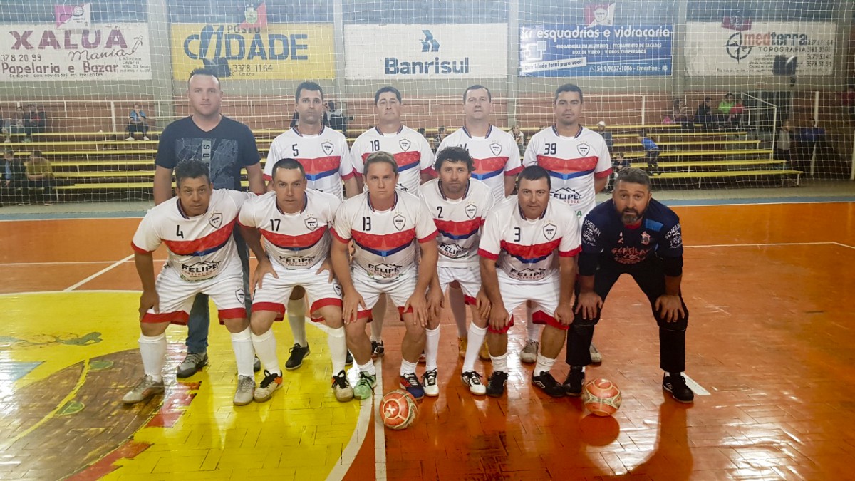 Baixada e São Paulo finalistas do Municipal de Futsal pelos Veteranos