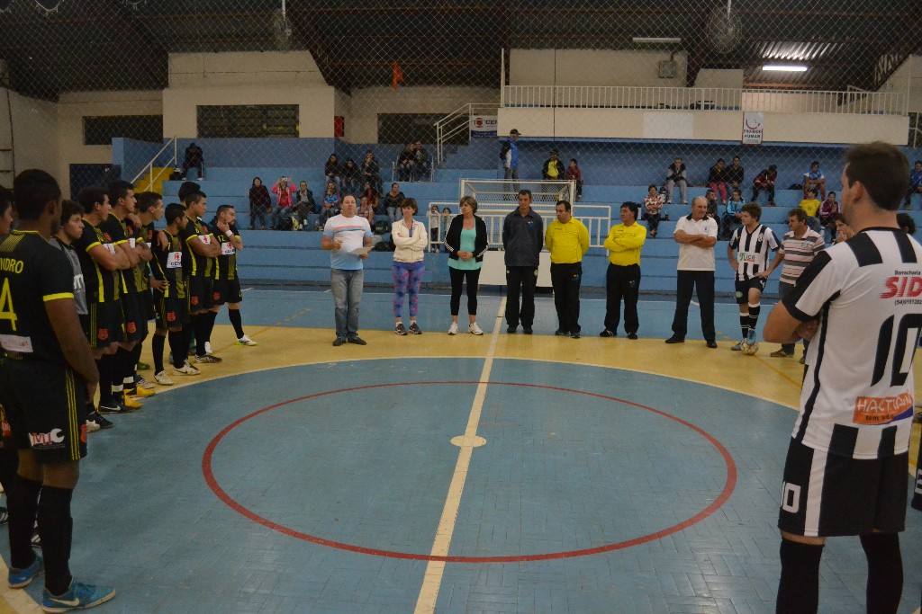 Começou  o campeonato Municipal de Futsal