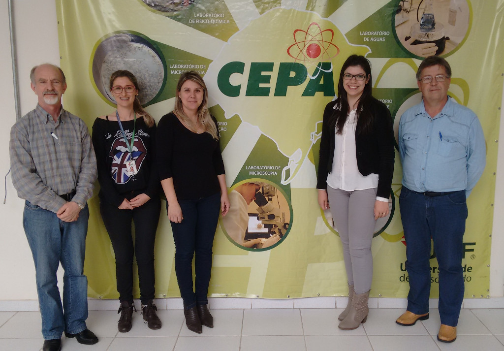 Equipe do SIM com coordenadores do Centro de Pesquisa de Alimentos - UPF