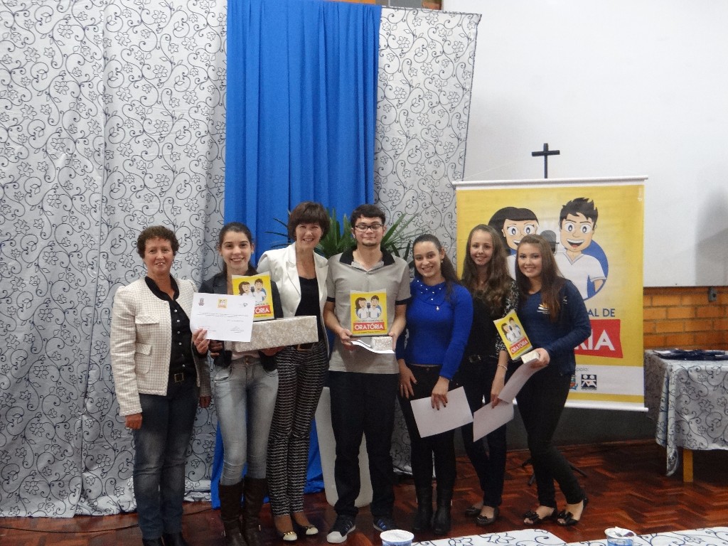Ensino Médio conhece os vencedores do Concurso Municipal de Oratória