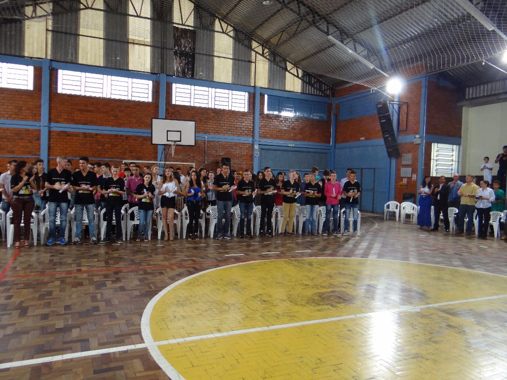 168 alunos da Rede Municipal de Ensino concluem Ensino Fundamental