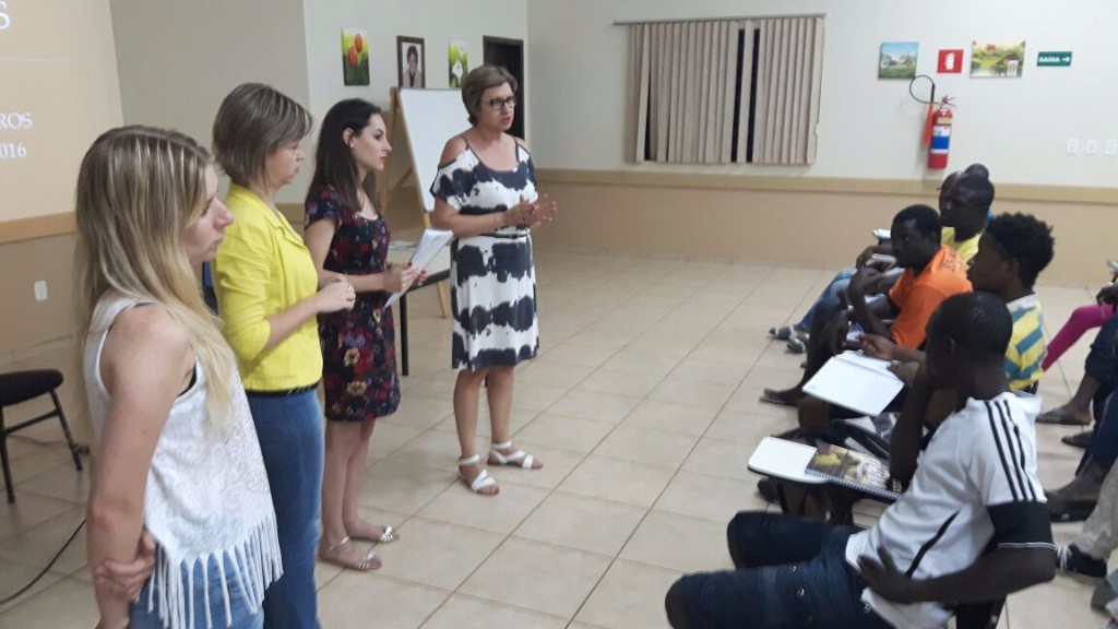 Senegaleses recebem orientação sobre Vida Civil no Brasil