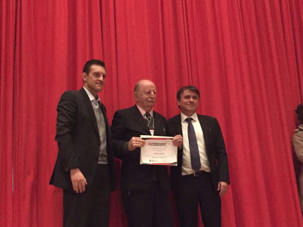 Prefeito Armando Roos recebe Prêmio Prefeito Inovador