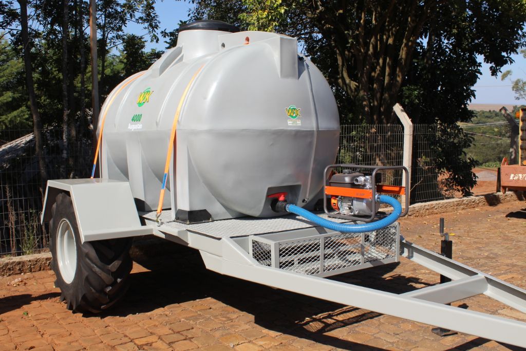 Tanque de água é adquirido para auxilio as famílias rurais